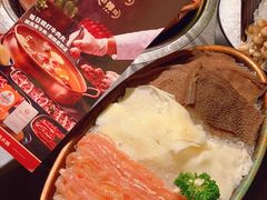 -牛村来人潮汕牛肉火锅(西单店)