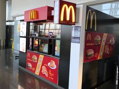 -麦当劳(鄂尔多斯机场店)