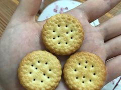 -来伊份(马群新街二店)