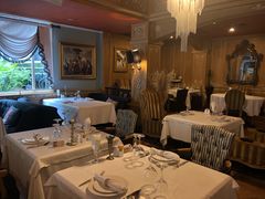 大堂-火车头法国西餐厅