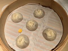 黑松露小笼包-鼎泰丰(当代商城店)