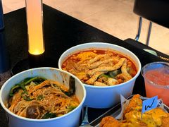 -W COLLECTIVE  DESSERT SHOP