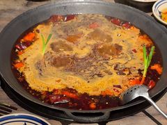 -旧街市鲜货老火锅(大光路店)