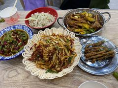 -江城燕子大排档(江汉路步行街店)