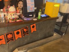 -暴风岛沉浸式体验馆(百联世纪店)