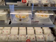 -红宝石·鲜奶小方·海派西点房(金杨店)
