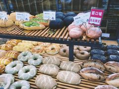 -焙丽拾光(麦凯乐直营店)