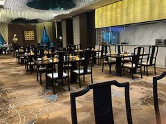 -天津京基皇冠假日酒店