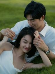 点击看大图 -至臻微拉婚纱摄影