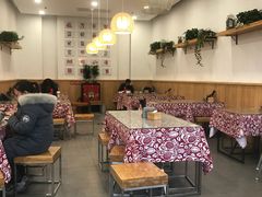 -秦香陕西食府(华贸天地店)