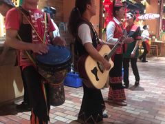 -老滇山寨•云南特色菜•地方菜•民族风情歌舞表演(金碧店)