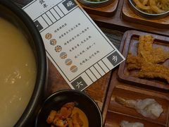 -银米·云南传统过桥米线(双廊黑金冠店)