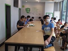 -老乡鸡(武汉中南梅苑小区地铁站店)