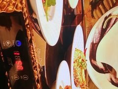 -雍容荟帝王蟹活龙虾展台自助(IFS黑金店)