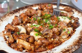 Steamed Pork Ribs with Bamboo Intestine