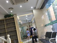 -瑞派天使宠物医院·神经外科·骨科·核磁(洛川中路店)