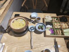 -十二舍·湯物素煮(江泰潤政店)