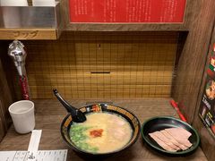 -一兰拉面(梅田阪急东通店)
