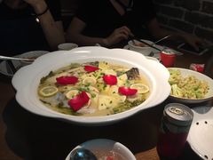 柠檬鱼-江渔儿酸菜鱼(万科东荟城店)