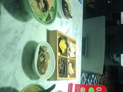 -轻捞慢起面馆(新世界百货店)