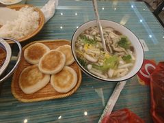 -自游人·美食一楼