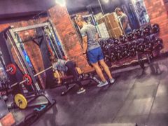 -GYMPLUS私教健身会馆(大悦城店)