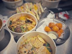 -W COLLECTIVE  DESSERT SHOP