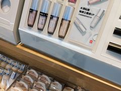 -名创优品(江南新地店)