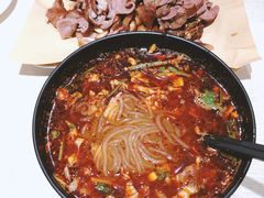 -牵人麻辣粉(粉巷店)
