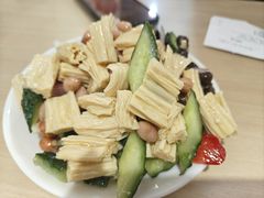 -闫家驴肉老店(华电一校店)