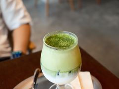 -luutosa  cafe & tea 鹿兔山
