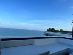 -瑰丽酒店·海吧·天际下午茶·现场DJ·天台酒吧