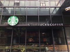 -星巴克(前滩世贸中心店)