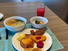 -上海世茂皇家艾美酒店