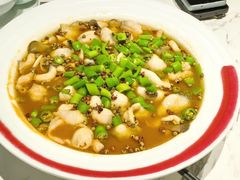 青椒乌鱼片-锦庐道地川菜(来福士店)