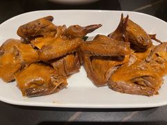 特色酱乳鸽-旺顺阁·北京菜·烤鸭(大望路店)