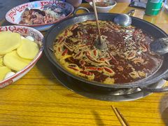 -馋虫重庆火锅(玉林南街店)