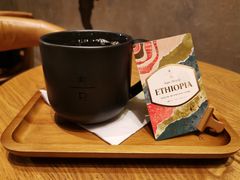 -星巴克(西安曲江银泰店)