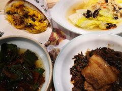 -老乡鸡(上海白玉兰广场店)