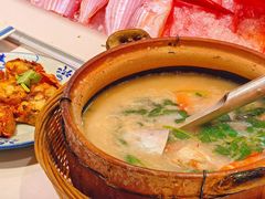 -瑞虹新天地月亮湾