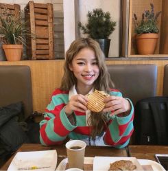 -Kraemer Paris  苏豪路易士·嘉玛发廊