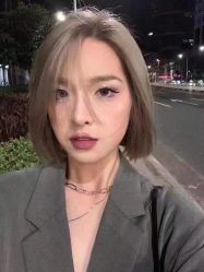 -变画·发型STUDIO