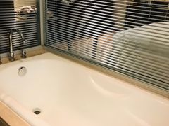 -上海龙之梦万丽酒店