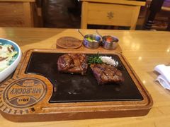 果木烤安格斯谷饲牛排-MR.ROCKY洛奇先生RESTAURANT&BAR(宝安壹方城店)