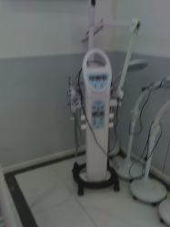 -蕾特恩专业祛痘·皮肤管理