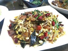 -吴记酱骨炖菜馆(康安路店)