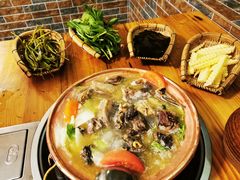 -阿婆情腊排骨火锅(金虹路店)