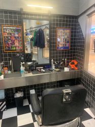 -Devilhands Barbershop男士理容店