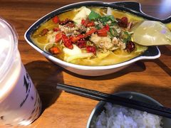 -嘟嘟红唇老坛酸菜鱼(九洲店)