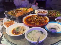 -巴特餐饮6加1音乐餐吧·新疆菜